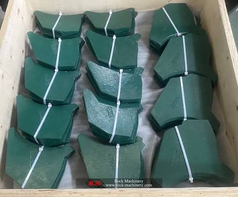 METSO WEAR PLATES B96334150O KIT